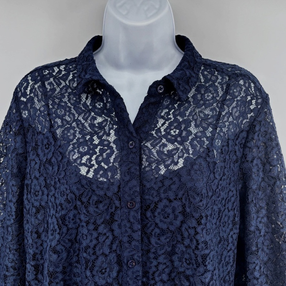 JM Collection Navy Lace Button Front Blouse Womens Sz M Lined Romantic Layering - Picture 2 of 6